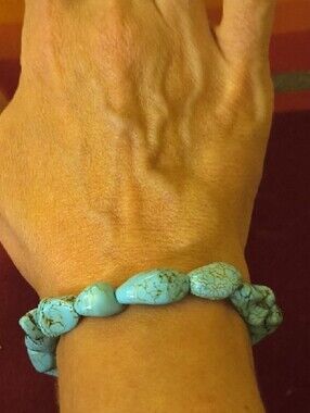 Turquoise Stone Bead Stretch Bracelet & Earrings Set - Blue Turquoise